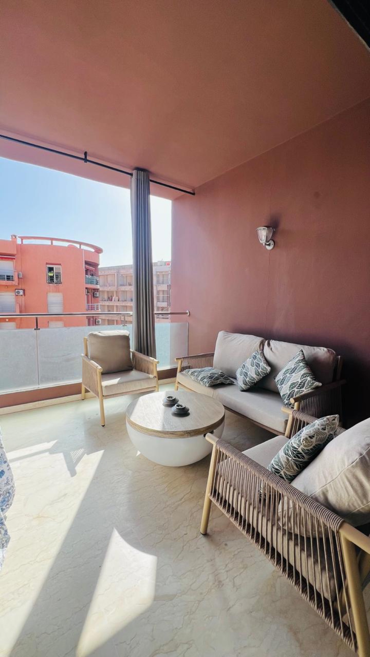 Appartement moderne avec terrasse à Guéliz — vue 3
